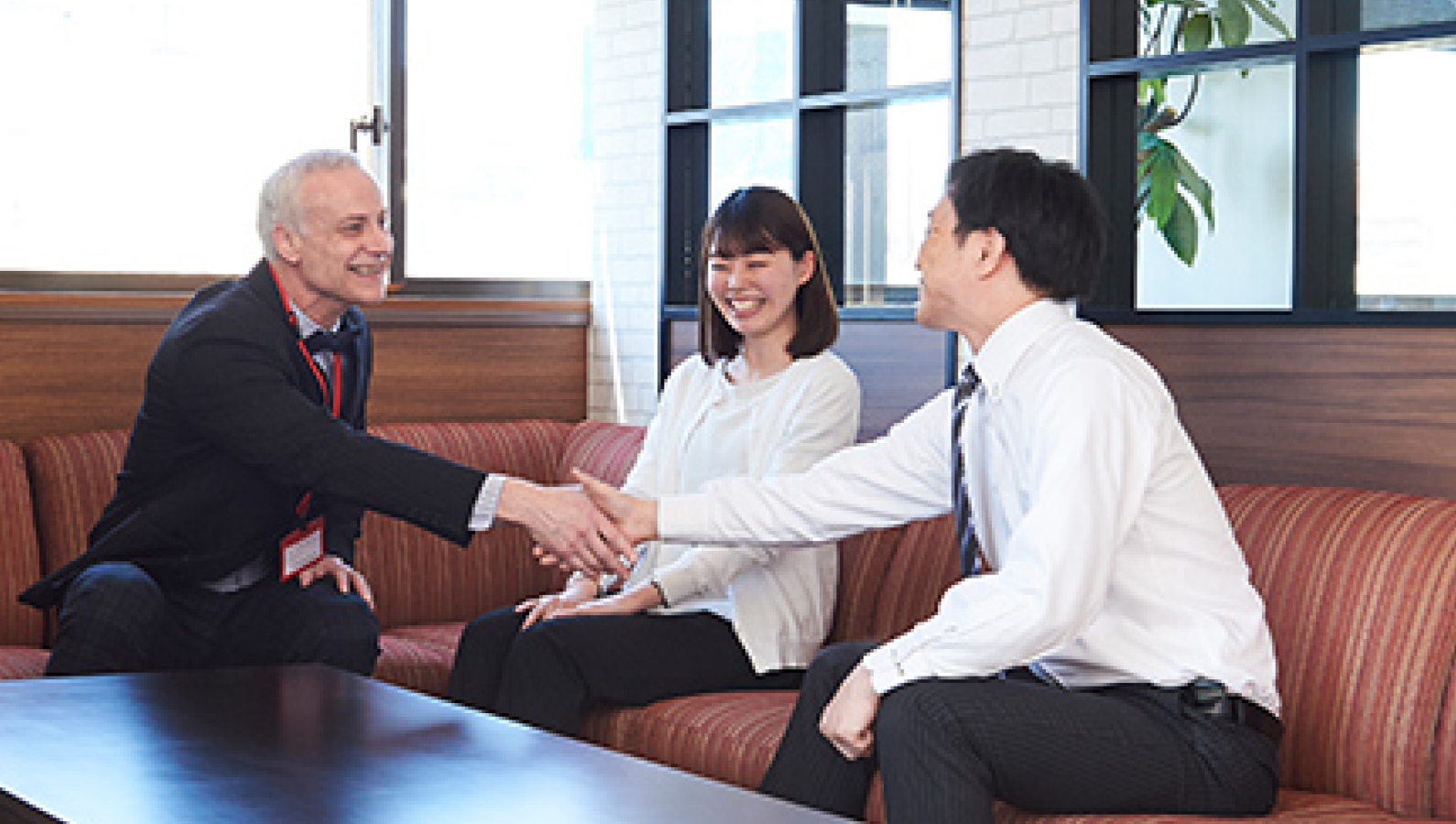 外国人講師といつでも喋り放題！
