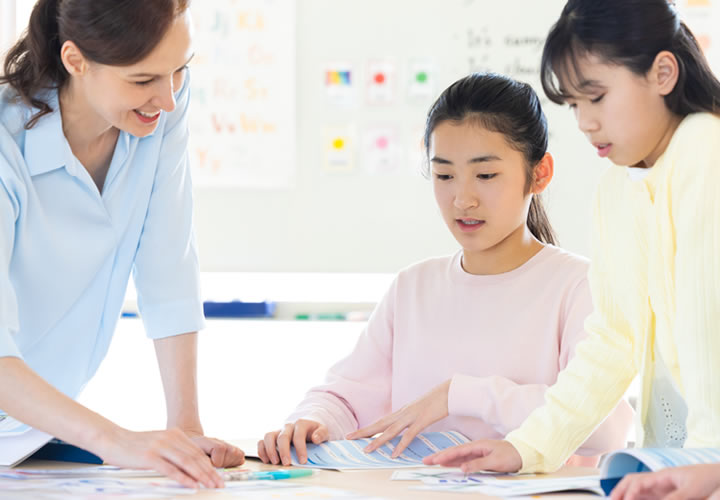 小学生（3～4年生クラス・5～6年生クラス）の方向けコース