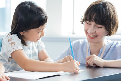 小学生英会話は「講師の資質がいちばん大事」